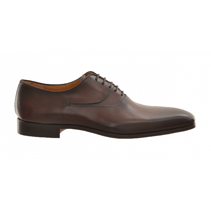 Magnanni Classic Detail Derby Lace Up