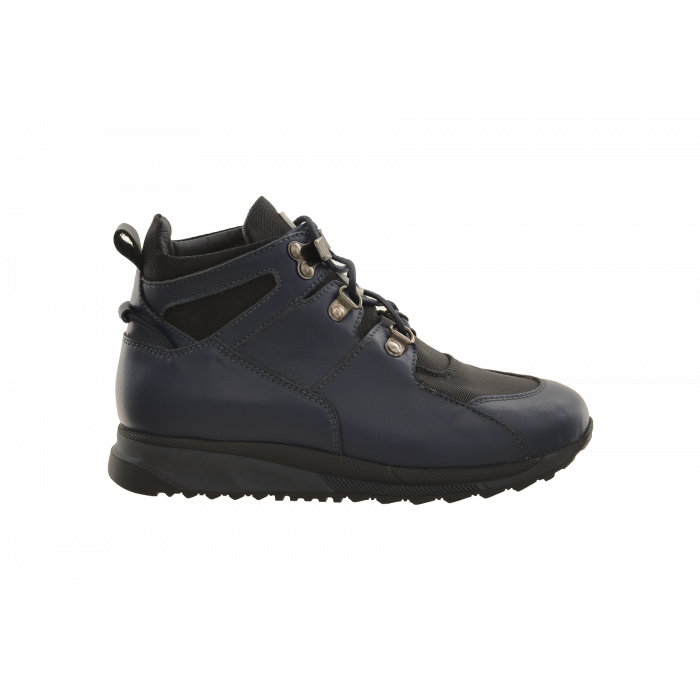 Carvela sprint boots online